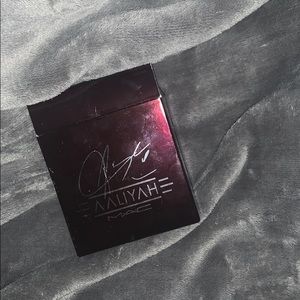 MAC Aaliyah Bronzing Powder Limited Edition